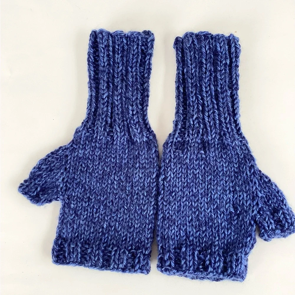 Gloves Fingerlesss Hand Crafteded Blue Soft Ribbed Cozy